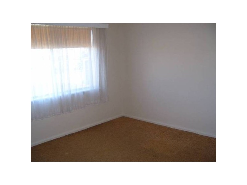 Wentworth Street, Parkes NSW 2870