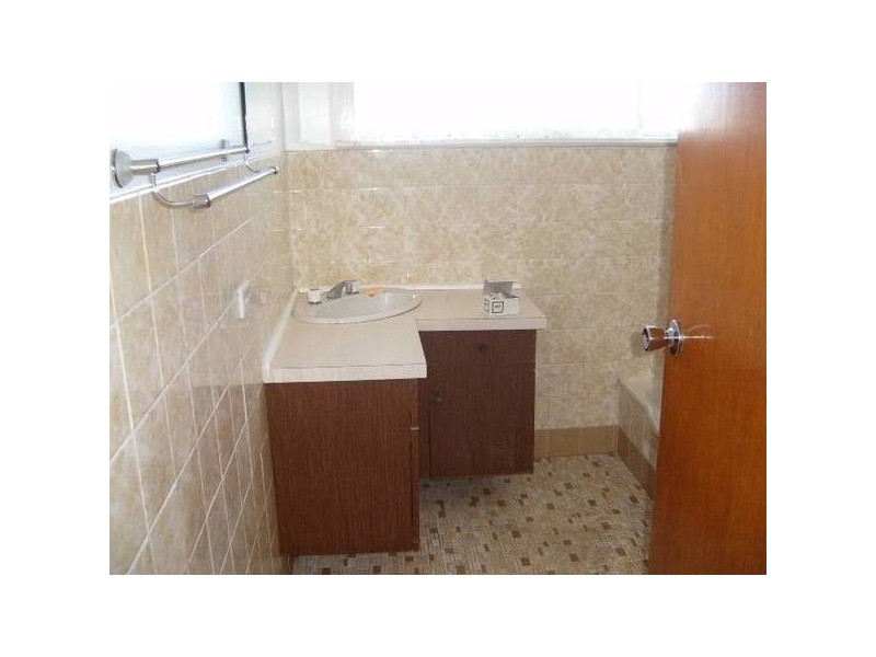 Wentworth Street, Parkes NSW 2870