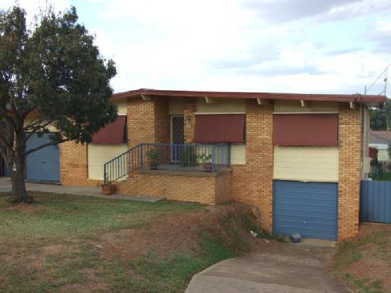 5 Lorking Street, Parkes NSW 2870