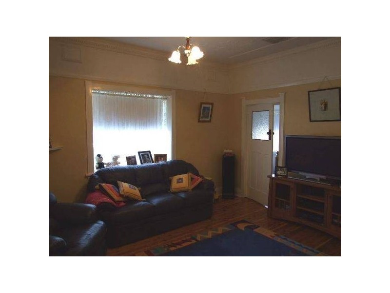 9 High Street, Parkes NSW 2870