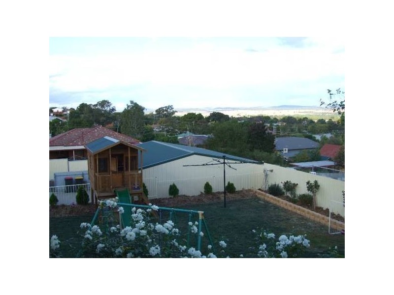 9 High Street, Parkes NSW 2870