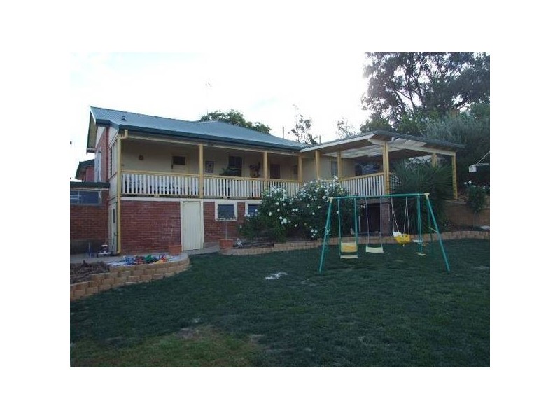 9 High Street, Parkes NSW 2870
