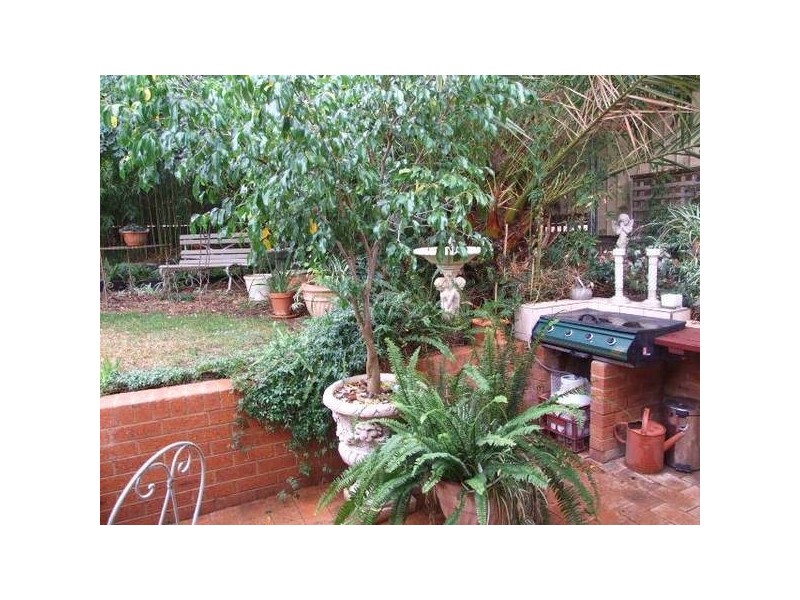 Mengarvie Road, Parkes NSW 2870