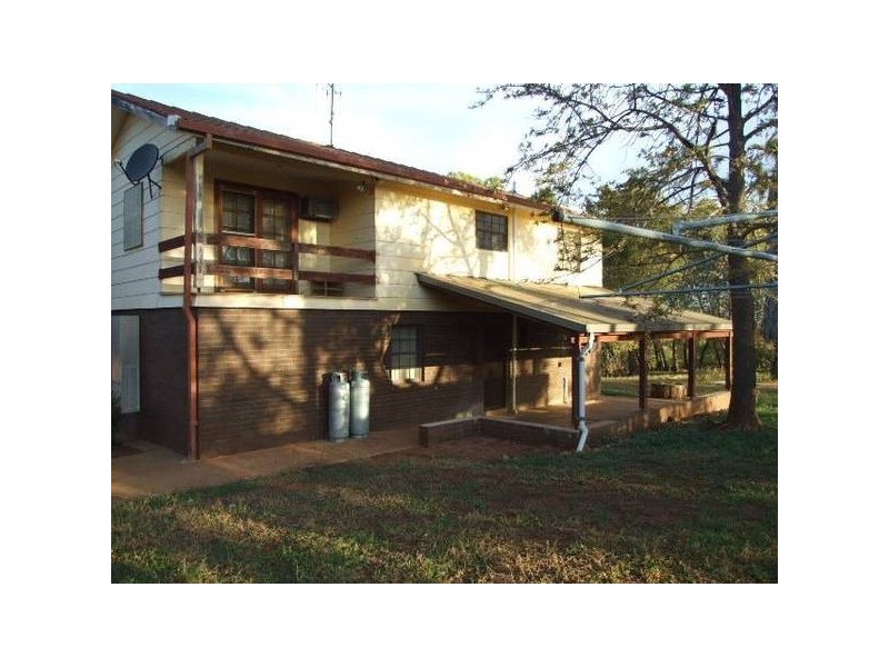 1 Hamilton Road, Parkes NSW 2870