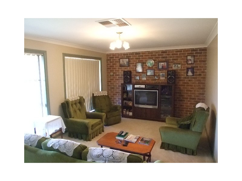 28 Fisher Street, Parkes NSW 2870