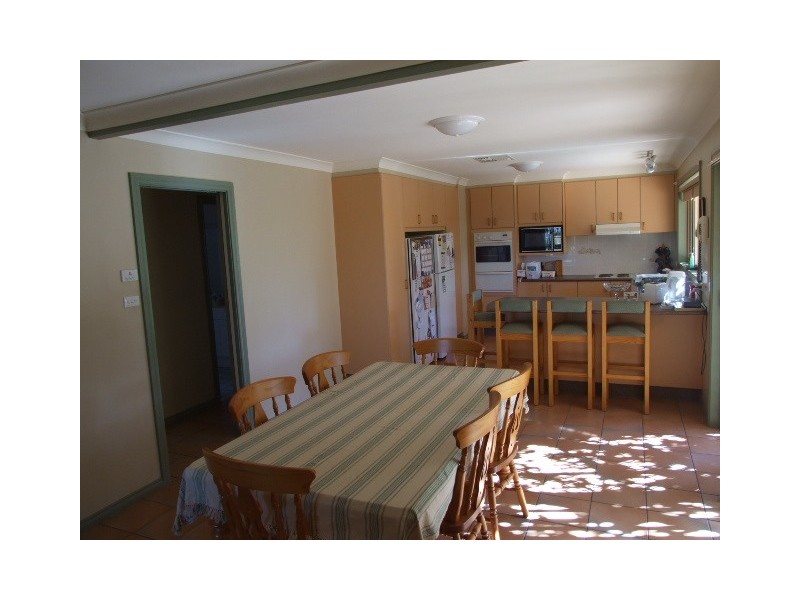 28 Fisher Street, Parkes NSW 2870