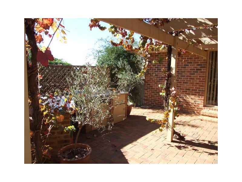 28 Fisher Street, Parkes NSW 2870