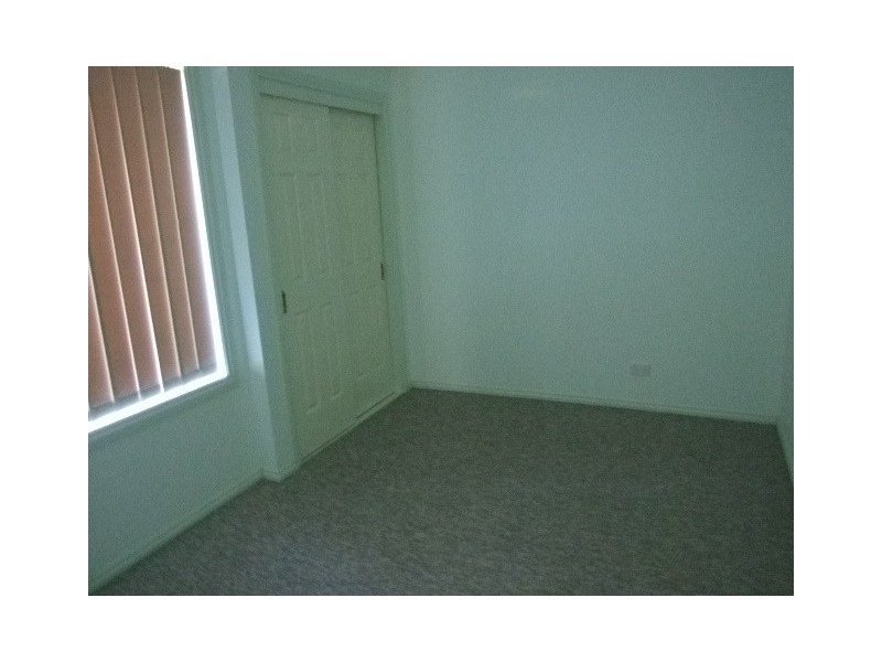 4 Endeavour Place, Parkes NSW 2870