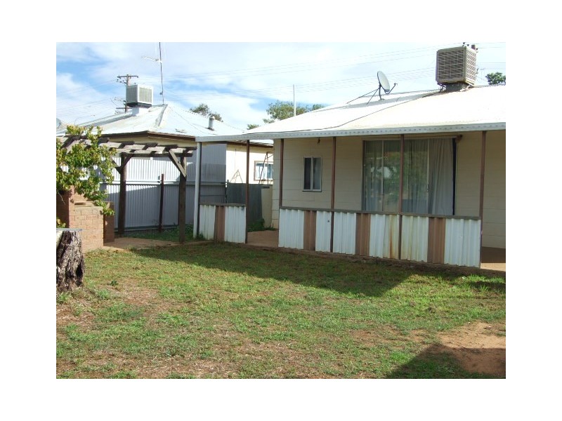69 Forbes Road, Parkes NSW 2870