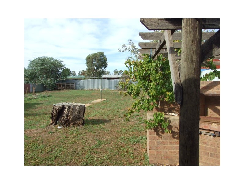 69 Forbes Road, Parkes NSW 2870