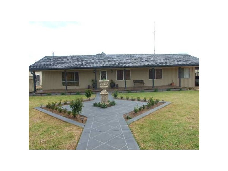 Paterson Street, Parkes NSW 2870