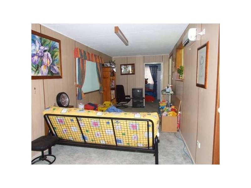 5 Hume Street, Parkes NSW 2870