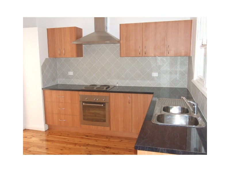 15 Coronation Avenue, Parkes NSW 2870