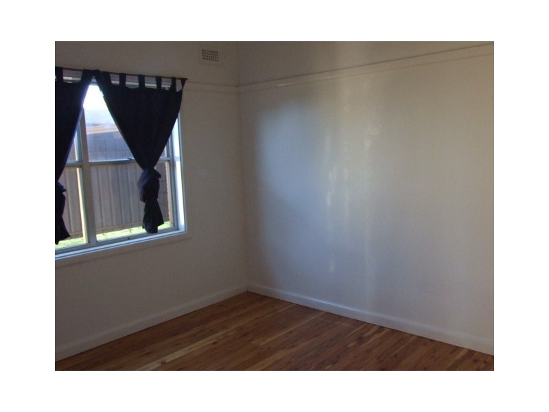 15 Coronation Avenue, Parkes NSW 2870