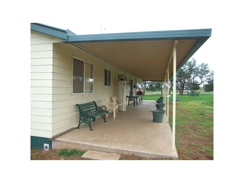 140 Cons Lane, Parkes NSW 2870