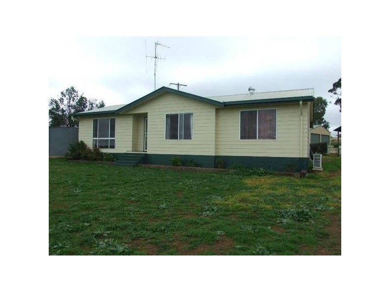 140 Cons Lane, Parkes NSW 2870
