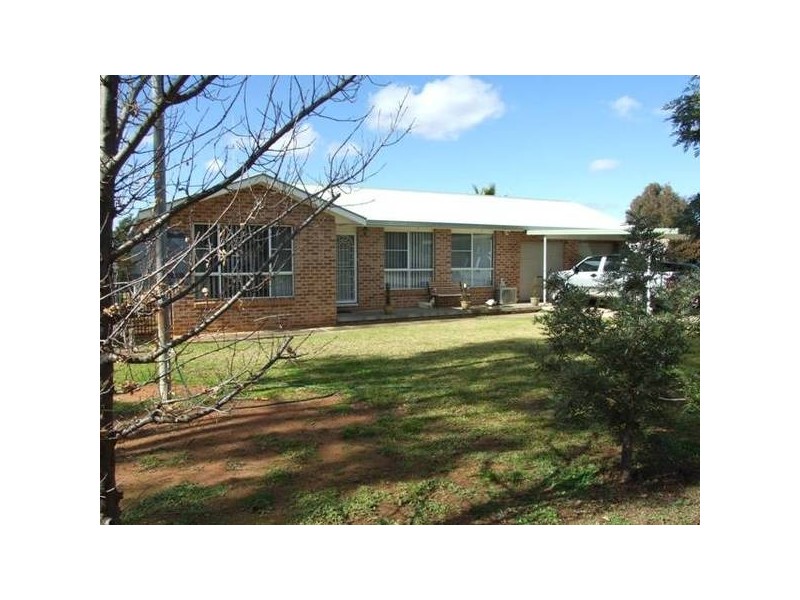 Back Yamma Road, Parkes NSW 2870