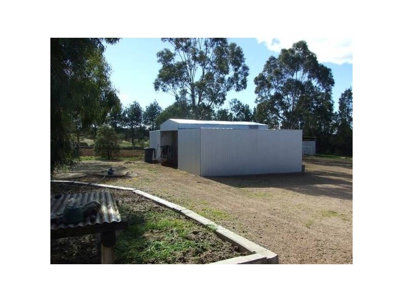 Back Yamma Road, Parkes NSW 2870