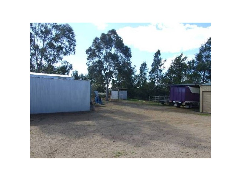 Back Yamma Road, Parkes NSW 2870