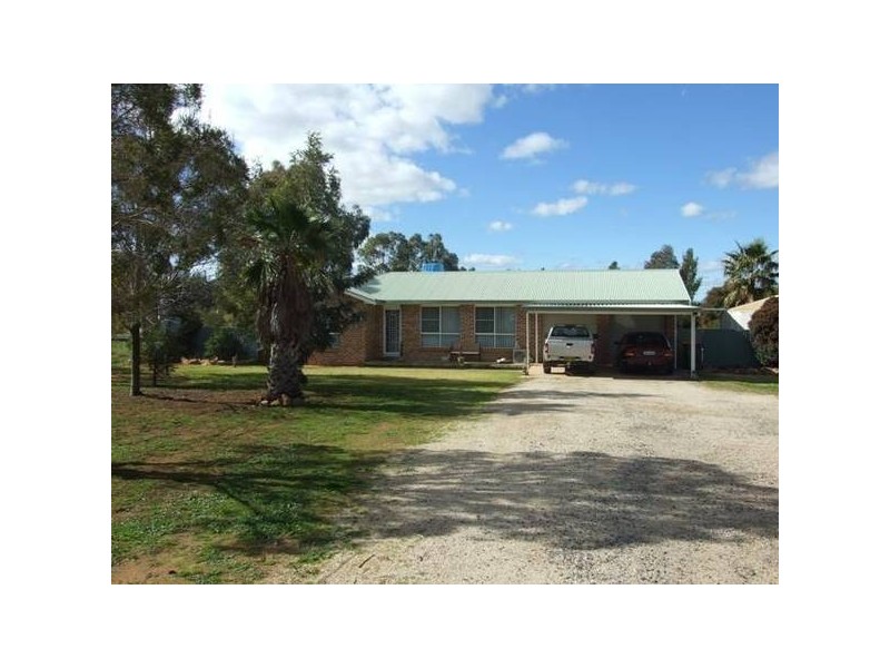 Back Yamma Road, Parkes NSW 2870