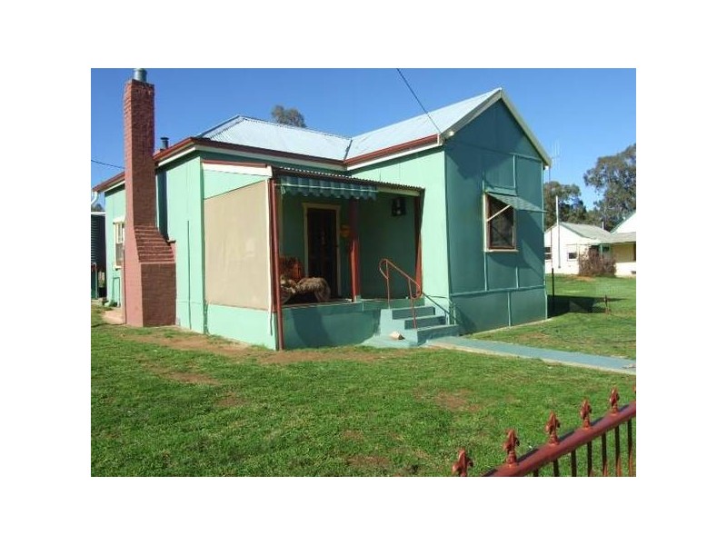 4 Goobang Street, Alectown NSW 2870