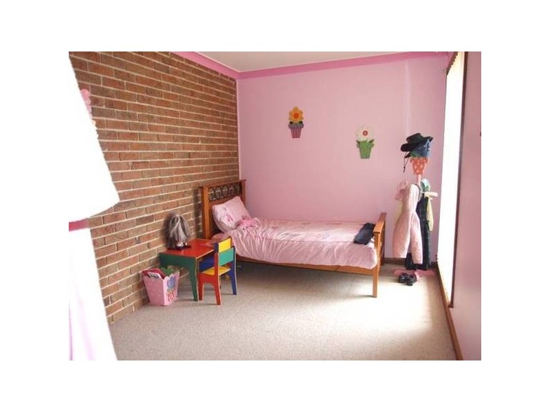 Golden Bar Drive, Parkes NSW 2870