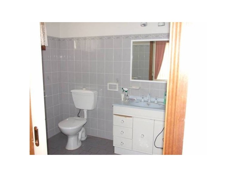 Golden Bar Drive, Parkes NSW 2870