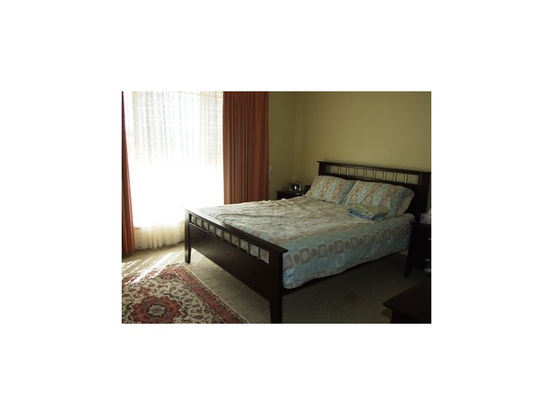 2/4 Friendship Place, Parkes NSW 2870