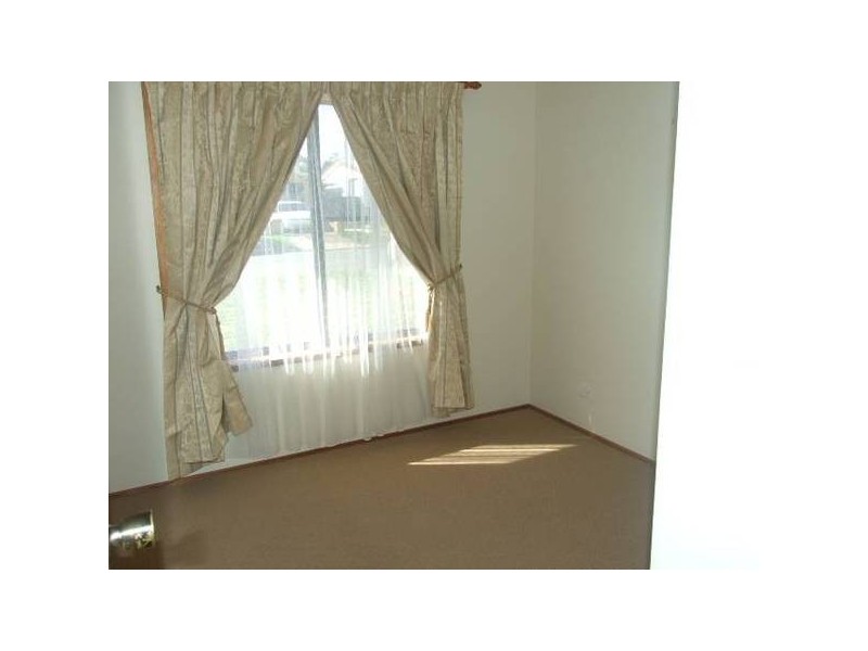 Lawson Street, Parkes NSW 2870