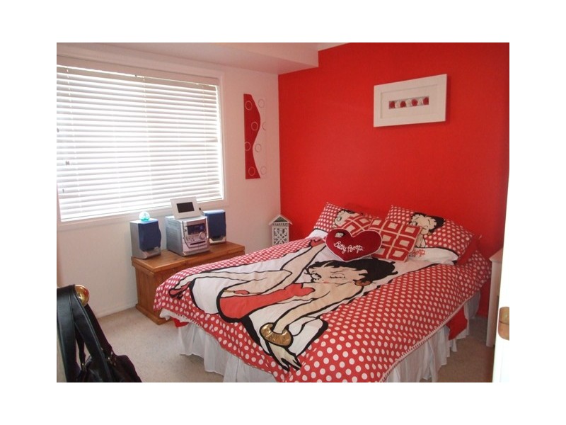 18 Noonan Street, Parkes NSW 2870