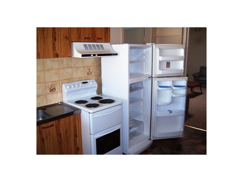 Clarinda Street, Parkes NSW 2870