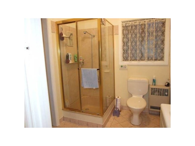 90 Mitchell, Parkes NSW 2870