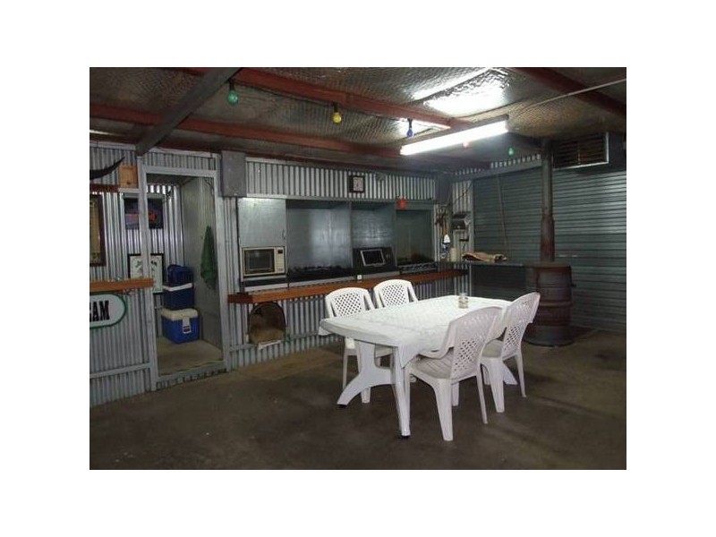 90 Mitchell, Parkes NSW 2870