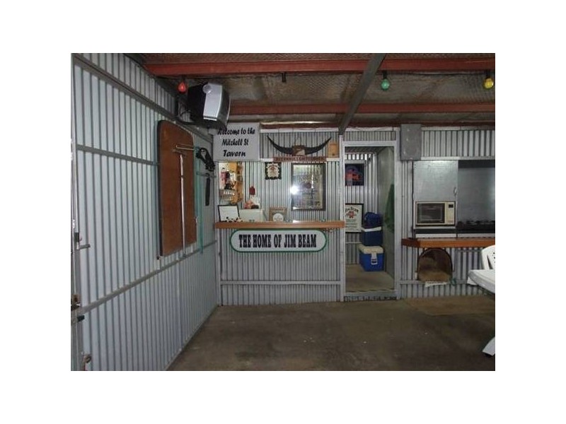 90 Mitchell, Parkes NSW 2870