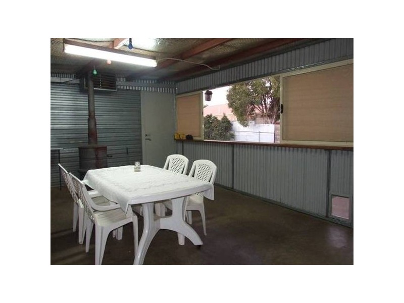 90 Mitchell, Parkes NSW 2870