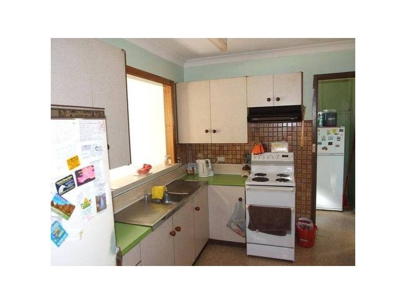 4 Porter street, Parkes NSW 2870