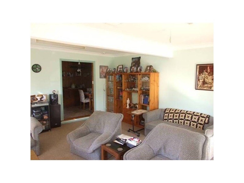 4 Porter street, Parkes NSW 2870