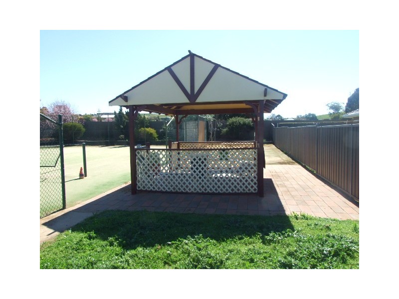 14 Thomas Street, Parkes NSW 2870