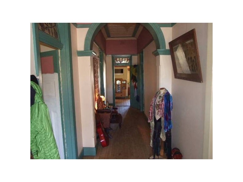 Victoria Street, Parkes NSW 2870