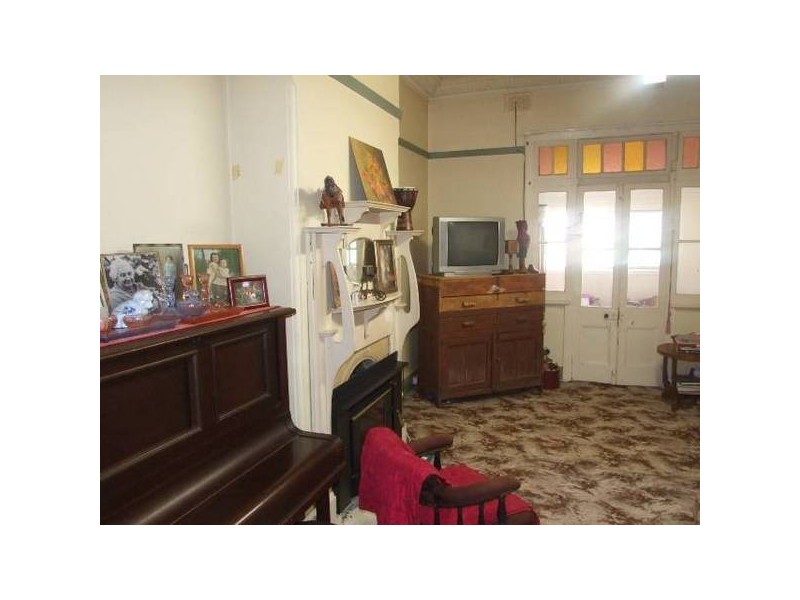 Victoria Street, Parkes NSW 2870