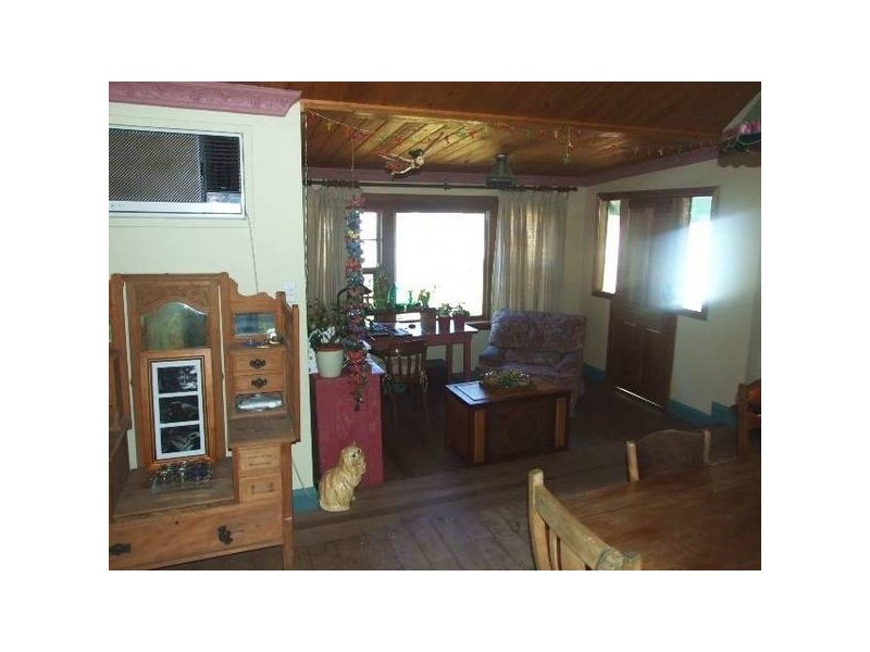 Victoria Street, Parkes NSW 2870