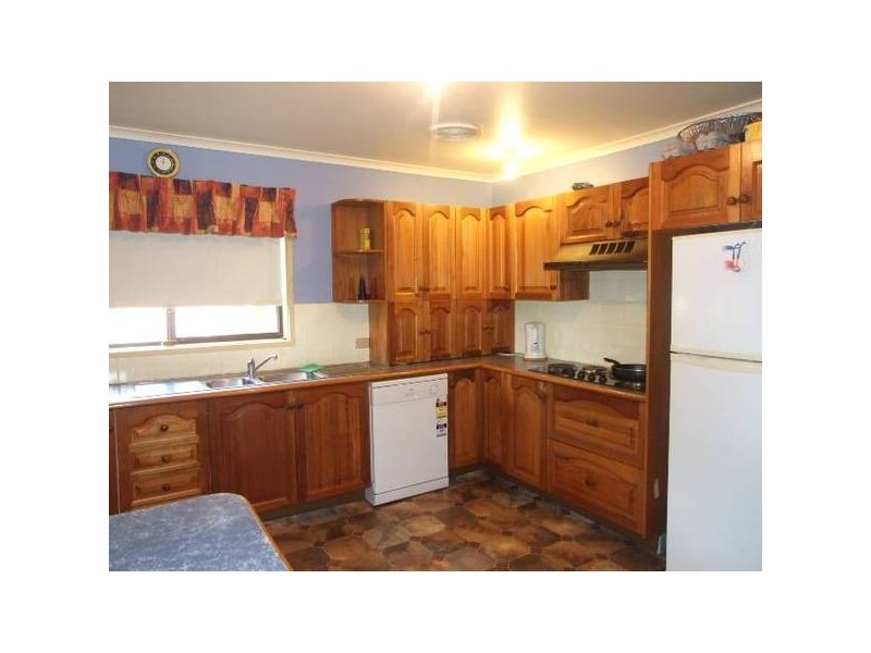 1 Glenwarrie Place, Parkes NSW 2870