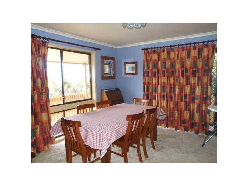 1 Glenwarrie Place, Parkes NSW 2870