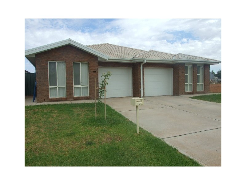 74A Close Street, Parkes NSW 2870