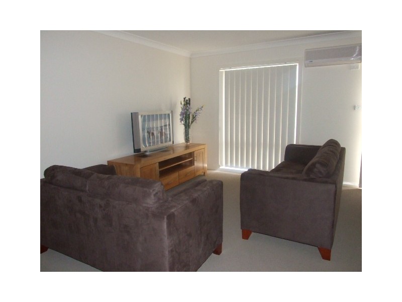 74A Close Street, Parkes NSW 2870