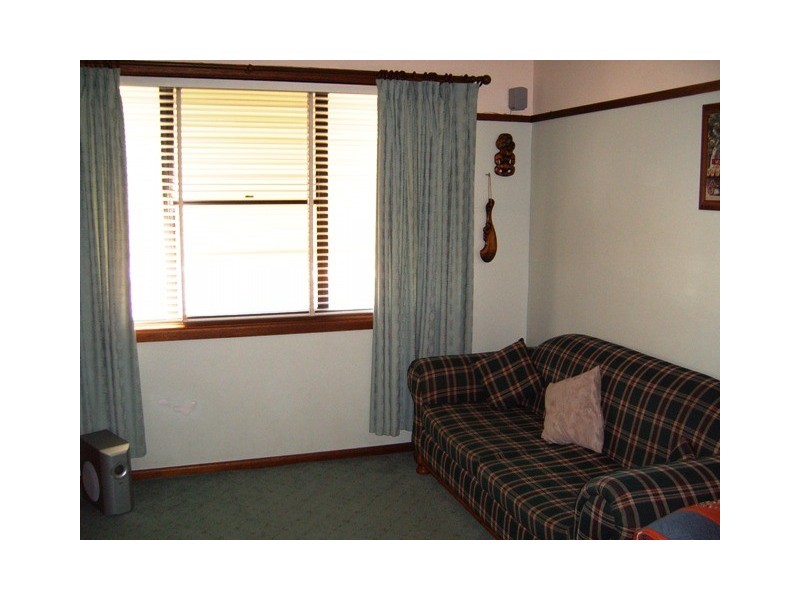 19 Mitchell Street, Parkes NSW 2870