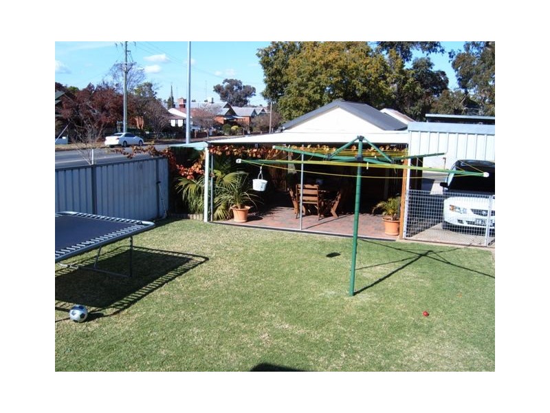 19 Mitchell Street, Parkes NSW 2870