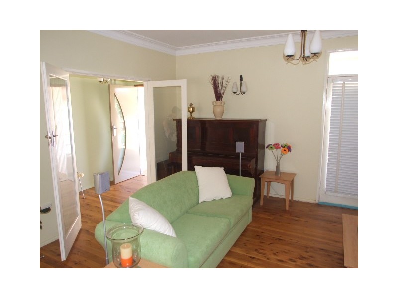 28 Weston Street, Parkes NSW 2870