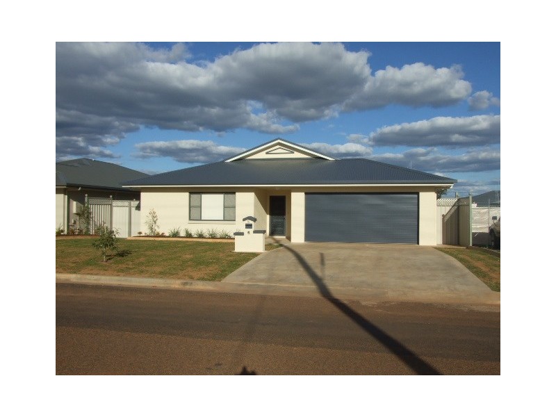 5 Koala Street, Parkes NSW 2870