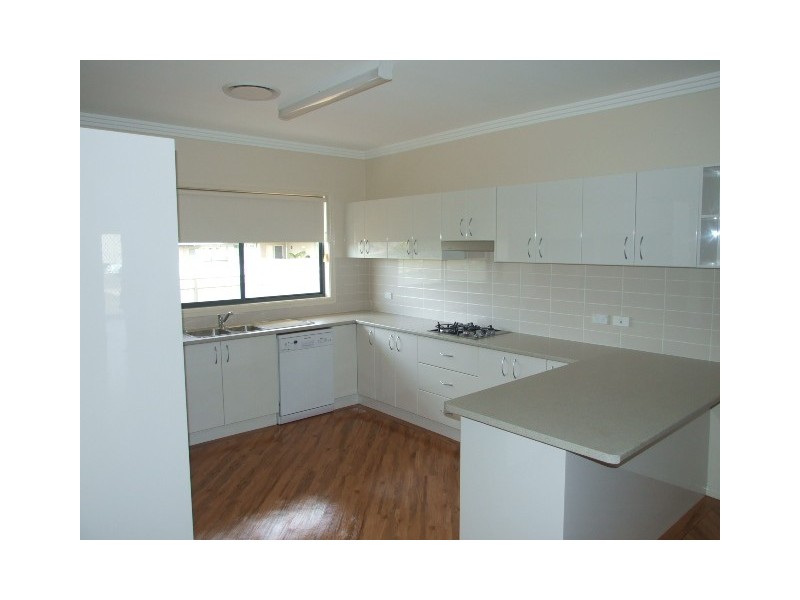 5 Koala Street, Parkes NSW 2870